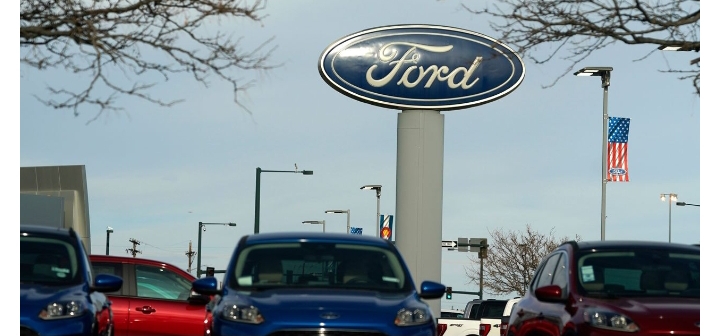 Ford Stock Falls After $1.7 Billion Verdict in Fatal Rollover Case