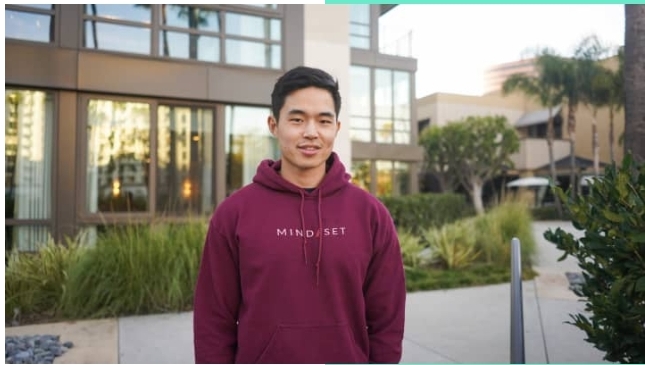 This 30-year-old makes $114,000 a month in passive income: ‘4 businesses you can start today for $99 or less’